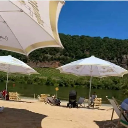 Center & Stadthaus, Zentrum